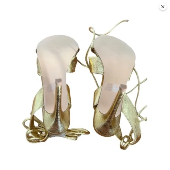 🍓3 for $45- Brand New Strappy Metallic Gold Heels (9) - Picture 5 of 5
